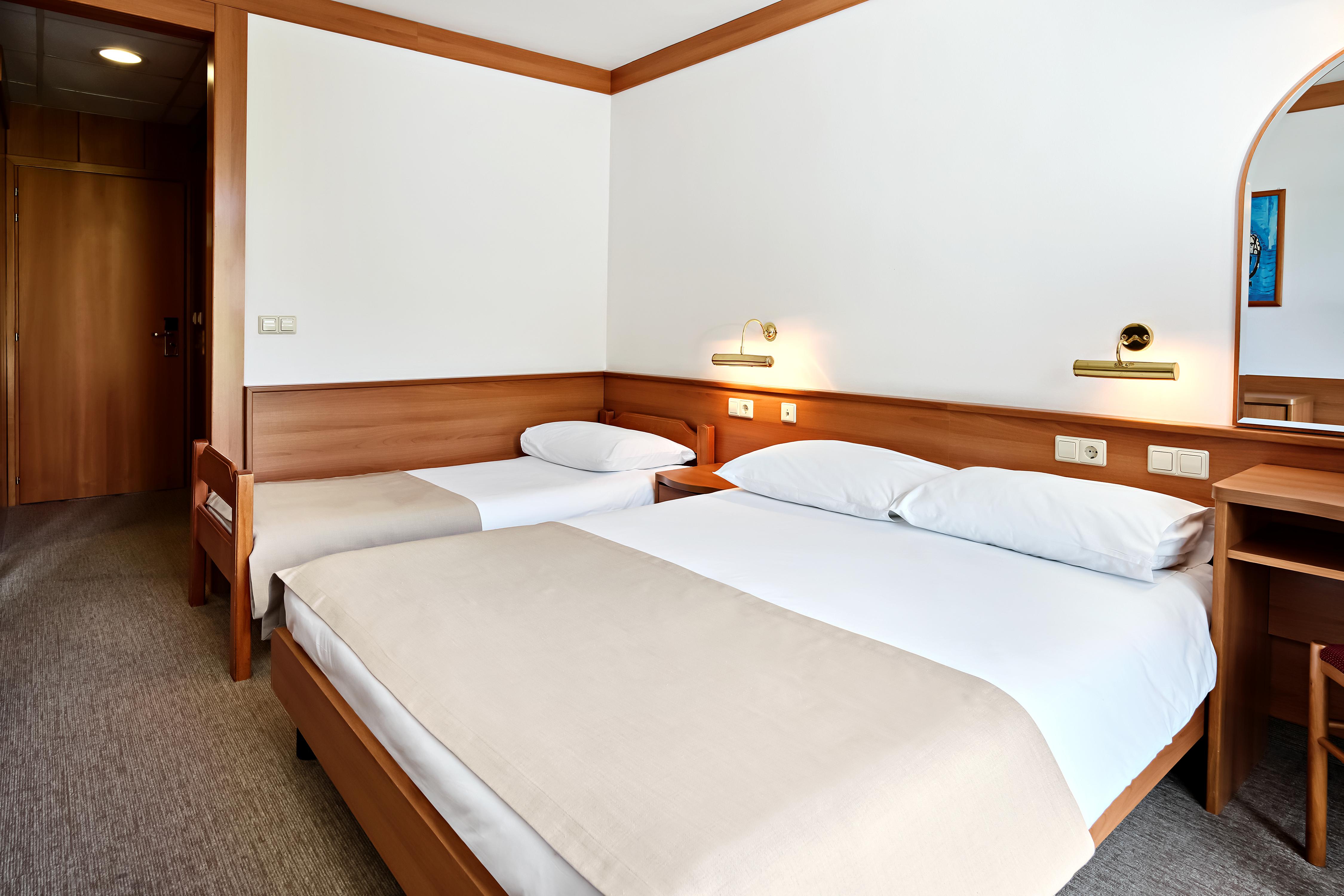 Maistra Select Astarea Hotel Mlini Ngoại thất bức ảnh
